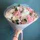 Нежный букет из кустовой хризантемы и альстромерии