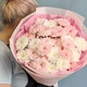 Нежный букет из кустовых хризантем